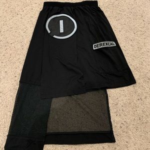 Cool girl shirt! Size: S